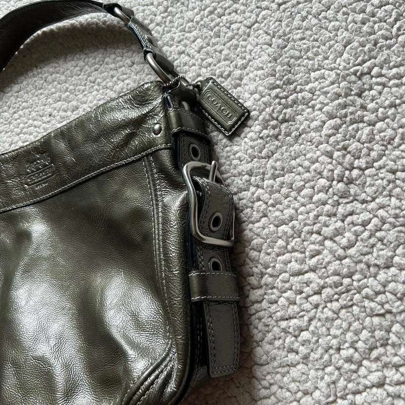 Vintage metallic green leather purse - Coach 2