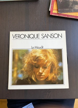 Vinyle 33 tours, Véronique Sanson, condition: Very good, €20.00, €21.70 includes Buyer Protection
