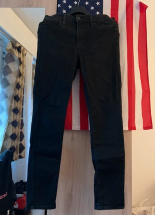 Jeans Chino Levi’s Noir Mat, marque: Levi's, état: Neuf sans étiquette, taille: L, 11,00 €, 12,25 € Protection acheteurs incluse