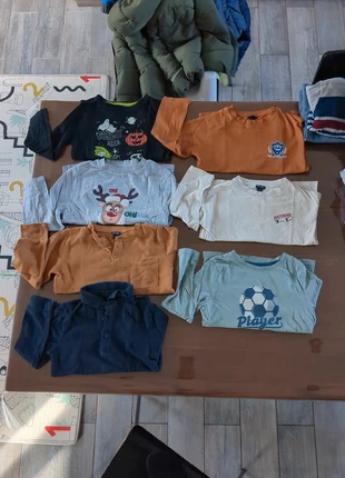 Lot 7 tee shirt manches longues, marke: Kiabi, zustand: Sehr gut, größe: 5 Jahre / 110, 5,00 €, 5,95 € inklusive Vinted-Käuferschutz