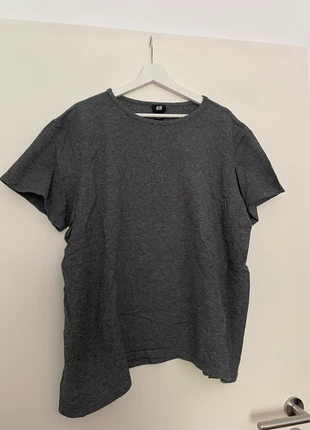 Grau meliertes Herren T-Shirt | H&M | Größe XL | Basic & bequem, merk: H&M, staat: Heel goed, maat: XL, € 2,00, € 2,80 inclusief Kopersbescherming