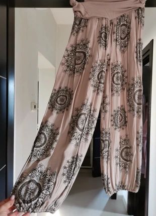 Pantaloni alla turca , état: Neuf sans étiquette, taille: Taille unique, 7,00 €, 8,05 € Protection acheteurs incluse