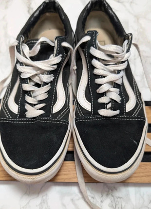 Baskets Vans noir & blanc – Taille 38 – Peau retournée, marque: Vans, état: Satisfaisant, taille: 38, 7,19 €, 8,25 € Protection acheteurs incluse