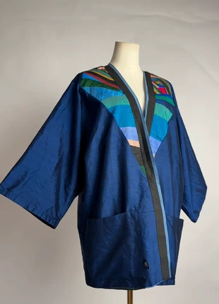 80s Kimono vintage soie sauvage et polyester géométrique multicolore bleu, brand: Vintage Dressing, condizioni: Ottime, taglia: M / IT 42 / EU 38, €60.00, €63.70 include la Protezione acquisti