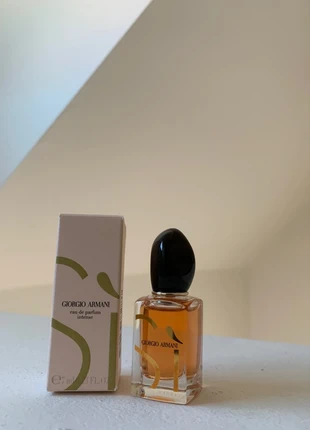 Giorgio Armani Si Miniatur, zustand: Neu, mit Etikett, 17,00 €, 18,55 € inklusive Vinted-Käuferschutz