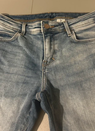 Jean élastique H&M taille 36 low waist confort, brand: H&M, condition: Very good, size: S / 36 / 8, €10.00, €11.20 includes Buyer Protection