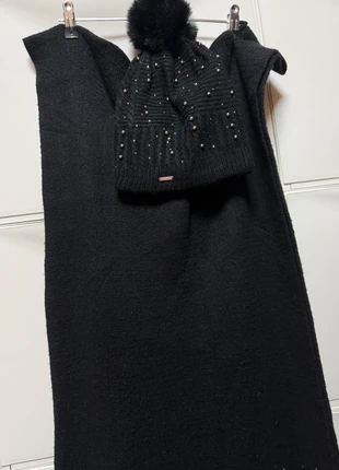 🧣🖤 Lot bonnet & écharpe noir à strass – Lulu Castagnette 🖤🧤, brand: Lulu Castagnette, condizioni: Ottime, taglia: Taglia unica, €5.00, €5.95 include la Protezione acquisti