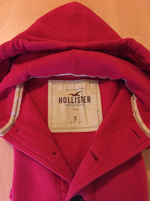 Hollister Hoodie Sweat a capuche boutonne Rouge Taille S Homme Vinted