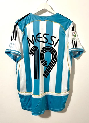 Maglia home retró Argentina 2006 M- (Messi #10)- Bianca/Azzurra, marque: adidas, état: Très bon état, taille: M, 33,20 €, 35,56 € Protection acheteurs incluse