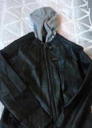 Blouson bombers avec capuche noir fille 10 ans NKY , brand: NKY, condition: Very good, size: 10 years / 140 cm, €6.00, €7.00 includes Buyer Protection