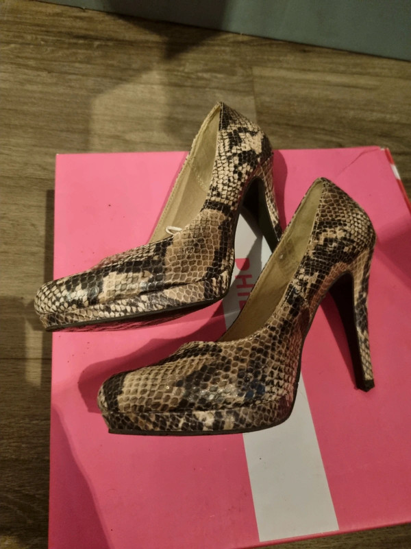 Escarpin motif serpent hot sale