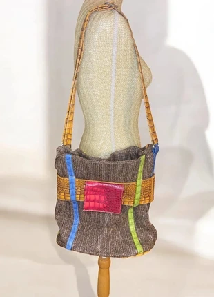 Sac bandoulière en tissu et simili cuir coloré, merk: Accessories, staat: Heel goed, € 6,00, € 7,00 inclusief Kopersbescherming