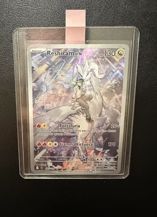 Reshiram avventure insieme, marke: Pokémon, zustand: Sehr gut, 18,00 €, 19,60 € inklusive Vinted-Käuferschutz