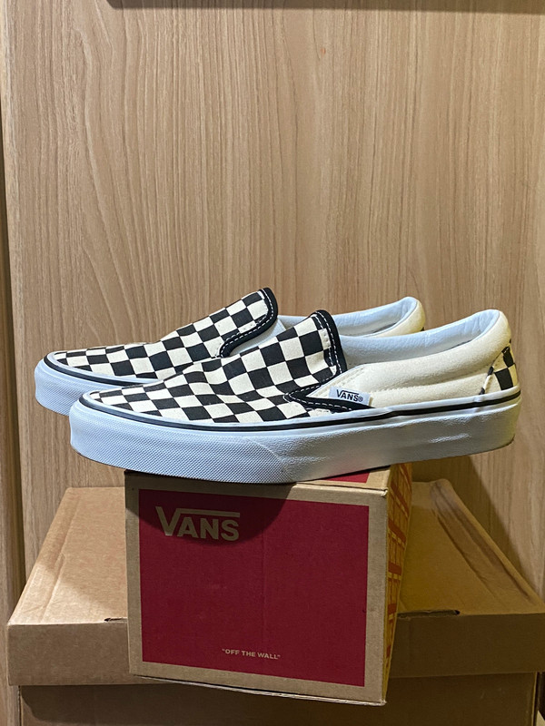 Off brand 2025 checkered vans