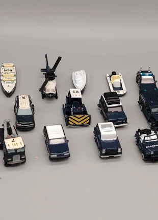 Set Micro Machines Carabinieri – originali Galoob anni ’90, marque: Micro Machines, état: Très bon état, 37,00 €, 39,55 € Protection acheteurs incluse