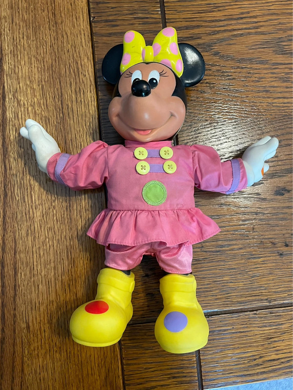 Vintage Minnie Mouse doll 1