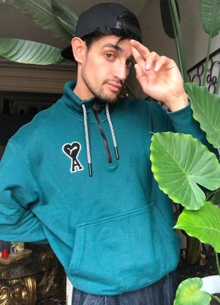 Sweatshirt Puma x Ami, marca: Puma x AMI, estado: Novo sem etiquetas, tamanho: M, €150.00, €158.20 inclui Proteção do Comprador