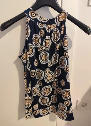 Top estivo colorato, merk: Piazza Italia, staat: Heel goed, maat: Universele maat, € 3,00, € 3,85 inclusief Kopersbescherming