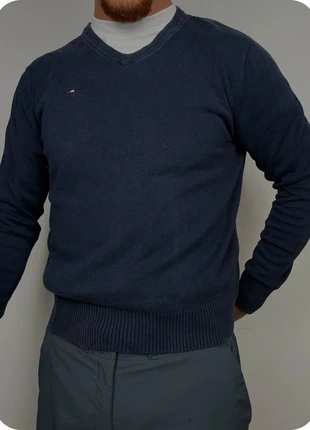 Pull col V Tommy Hilfiger taille XS, brand: Tommy Hilfiger, condizioni: Ottime, taglia: XS, €23.00, €24.85 include la Protezione acquisti