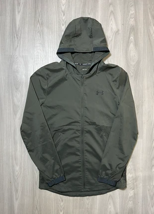 Veste Under Armour / vert logo noir / taille S, marke: Under Armour, zustand: Sehr gut, größe: S, 60,00 €, 63,70 € beinhaltet Vinted-Käuferschutz Pro