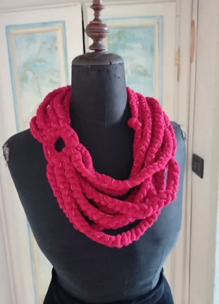 Collana sciarpa natalizia, merk: Handmade, staat: Nieuw zonder prijskaartje, € 5,00, € 5,95 inclusief Kopersbescherming