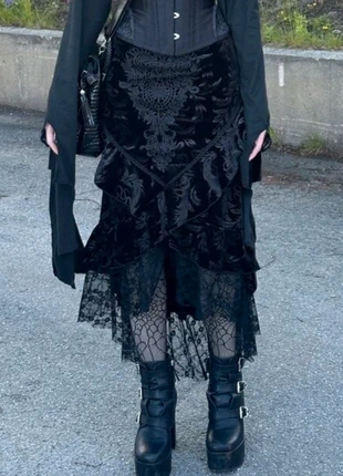 Jupe longue en dentelle noire gothique taille M style rétro Y2K, merk: Vamp, staat: Heel goed, maat: M / 38 / 10, € 59,90, € 63,60 inclusief Kopersbescherming