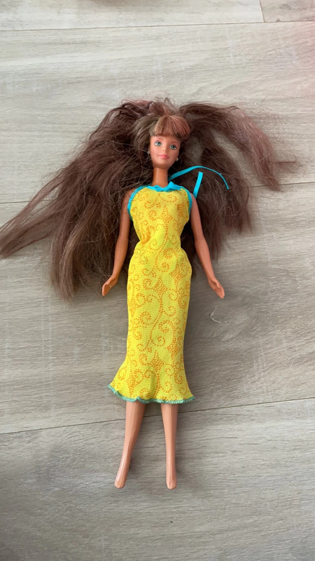 Barbie Brown hair 1991 Head with 1966 vintage