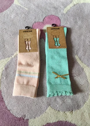Lot de 2 paires de chaussettes hautes fille 23/26 neuf, marque: Someone, état: Neuf avec étiquette, taille: 25-27, 5,00 €, 5,95 € Protection acheteurs incluse
