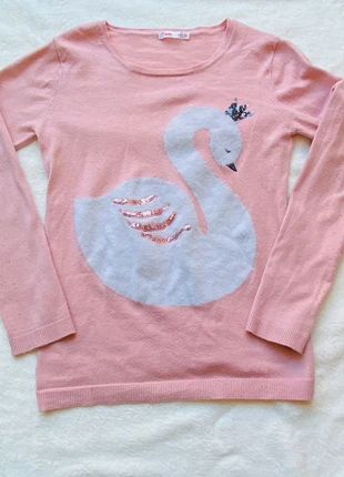 Pull Gémo – motif cygne – rose pâle et blanc – taille 10 ans, merk: Gémo, staat: Heel goed, maat: 10 jaar / 140 cm, € 3,00, € 3,85 inclusief Kopersbescherming