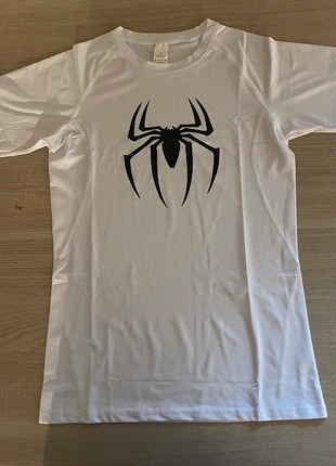 T-shirt de compression Spider-Man White/Black taille M, brand: y2k, condizioni: Nuovo con cartellino, taglia: M, €12.00, €13.30 include la Protezione acquisti