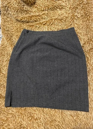 Jupe droite avec fente, brand: Inconnu, condizioni: Ottime, taglia: S / IT 40 / EU 36, €5.00, €5.95 include la Protezione acquisti