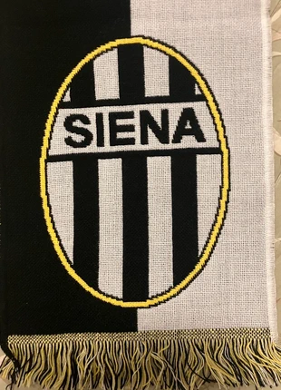 Sciarpa Siena, brand: NOBRAND.PT, condizioni: Ottime, €5.00, €5.95 include la Protezione acquisti