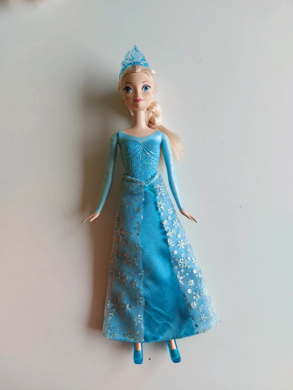 Poupée Barbie Elsa La Reine des Neiges