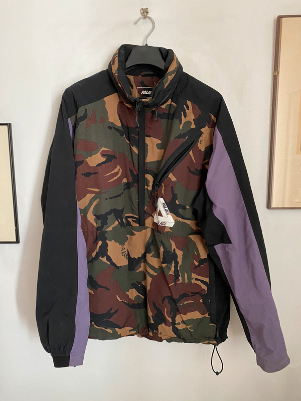 Palace sale camo jacket