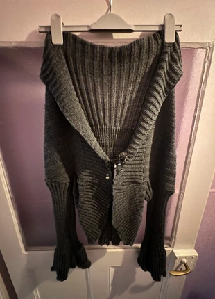 Gilet en laine femme, état: Neuf sans étiquette, taille: Taille unique, 4,00 €, 4,90 € Protection acheteurs incluse