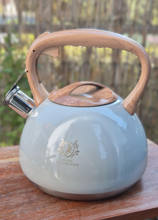 Karl Hausmann Odelia Kettle 3L | Induction Ready | Cream | Brand New, brand: Karl Hausmann, condizioni: Nuovo con cartellino, €29.00, €31.15 include la Protezione acquisti