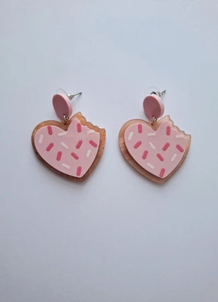 Jolies boucles d'oreilles pendantes gâteaux croqués en forme de cœurs originales, brand: Cute, condizioni: Ottime, €3.00, €3.85 include la Protezione acquisti
