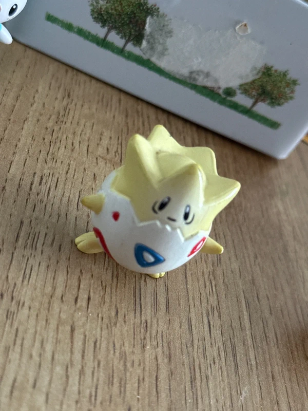 Lot de 4 figurine Pokémon - photo numéro 4