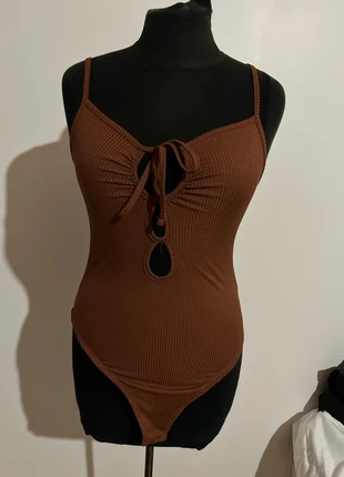 Bodies à bretelle marron foncé taille S Jennyfer neuf, marque: Jennyfer, état: Neuf sans étiquette, taille: S / 36 / 8, 2,00 €, 2,80 € Protection acheteurs incluse