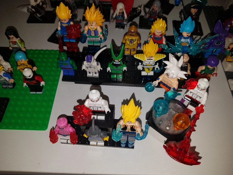 Dragon Ball Z LEGO-Style Mini Figures Revealed