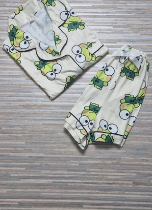 Pyjama / motifs grenouille / ensemble / taille M, zustand: Neu, größe: M, 19,00 €, 20,65 € inklusive Vinted-Käuferschutz