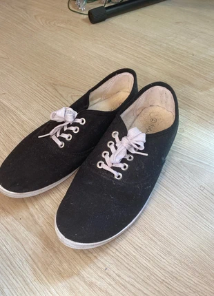 Chaussures basses en tissu pour femme, marque: Tissaia Basics, état: Bon état, taille: 41, 5,00 €, 5,95 € Protection acheteurs incluse