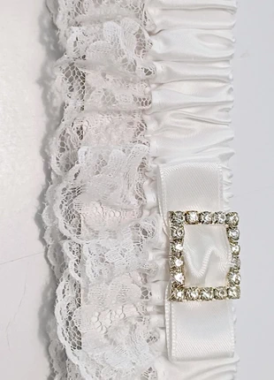Jarretière blanche de mariage, marque: GiFi, état: Neuf avec étiquette, 4,00 €, 4,90 € Protection acheteurs incluse
