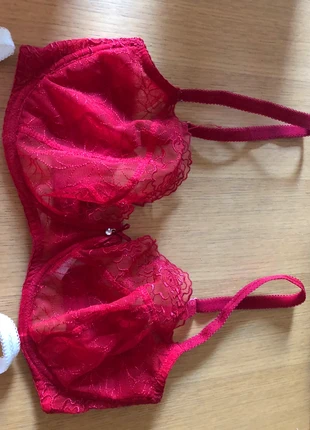 Soutien gorge , marque: Gorteks, état: Très bon état, taille: 85G, 15,00 €, 16,45 € Protection acheteurs incluse