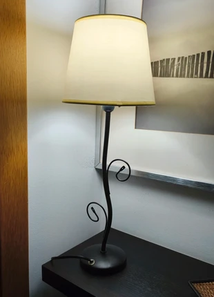 Candeeiro de mesa Luminária curvo com abajur em tecido Minimalist Classic em metal preto Insidel, marca: Inside, estado: Novo sem etiquetas, €10.50, €11.73 inclui Proteção do Comprador