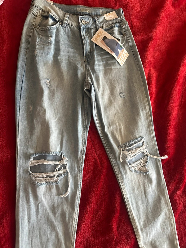 New Jeans size 7/28 1