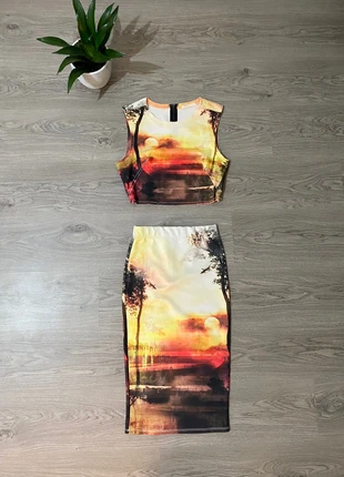 Ensemble crop top jupe Bershka, marca: Bershka, estado: Nuevo sin etiquetas, tamaño: S / 36 / 8, 20,00 €, 21,70 € Protección al comprador incluida