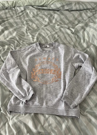 Always Everyday Magical sweater van de H&M, merk: H&M, staat: Heel goed, maat: 12 jaar / 152 cm, € 15,99, € 17,49 inclusief Kopersbescherming