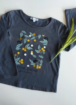 🌸 Camisola Absorba 4 anos | Cinza escuro com detalhe floral | Ideal para outono, marca: Absorba, estado: Muito bom, tamanho: 4 anos / 104 cm, €3.00, €3.85 inclui Proteção do Comprador