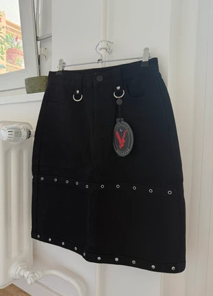 Killstar Punktured skirt size S, merk: Killstar, staat: Nieuw met prijskaartje, maat: S / 36 / 8, € 20,00, € 21,70 inclusief Kopersbescherming